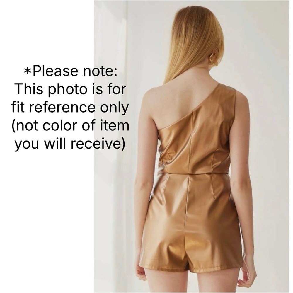 One-Shoulder Metallic Silver Romper - Picture 6 of 11